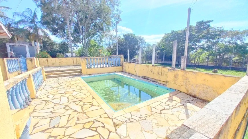 Chácara, 3 quartos, 2500 m² - Foto 1